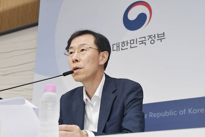 Jeong Jeong-hoon, head of the tax office at the Ministry of Economy and Finance, speaks at a briefing on the results of the re-estimation of tax revenues on September 25. Courtesy of the Ministry of Economy and Finance