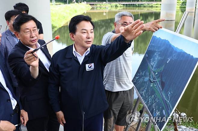 원희룡 장관, 서울-양평 고속도로 현장 점검 [연합뉴스 자료사진]