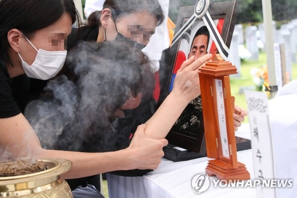 오열하는 채 상병 모친 [자료=연합뉴스]