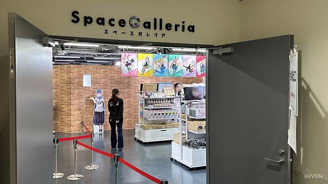 ▲ '헤븐 번즈 레드' 전람회는 10월 28일까지 열린다