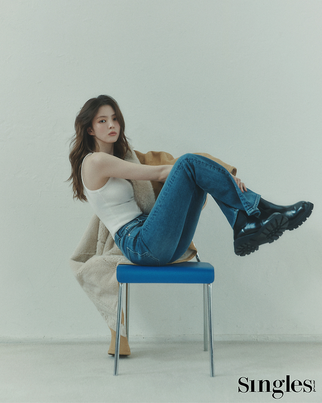 한소희. 매거진<싱글즈>