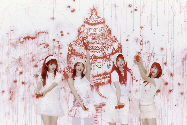 걸밴드 QWER. 타마고 프로덕션