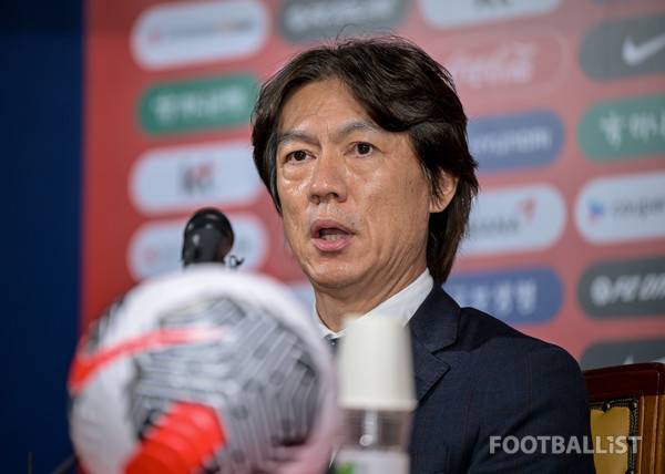홍명보 축구대표팀 감독. 서형권 기자
