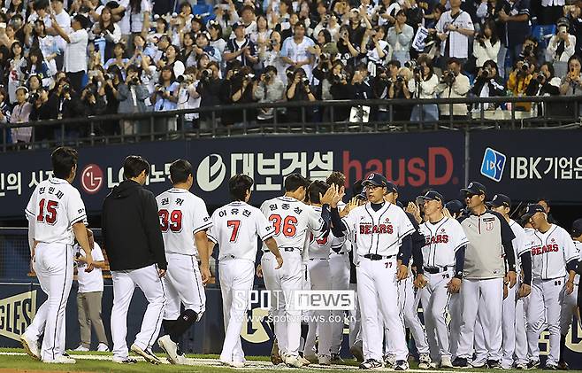 ▲ 두산 베어스는 정규시즌 4위를 일찍이 확정하고 5위팀이 정해지길 기다리고 있다. ⓒ곽혜미 기자