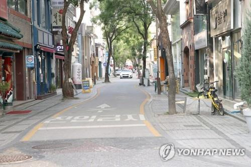 썰렁한 전주 구도심 [연합뉴스 자료사진]