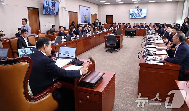 8일 오후 서울 여의도 국회에서 국회 산업통상자원중소벤처기업위원회의 중소벤처기업부 등에 대한 국정감사가 진행되고 있다. 2024.10.8/뉴스1 ⓒ News1 구윤성 기자