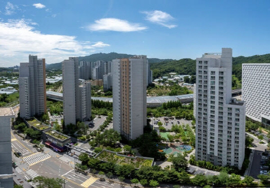 한국토지주택공사(LH공사) 공공임대주택 전경. <LH 제공>