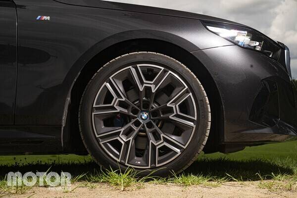 BMW 더 뉴 530e 사진 모터매거진 최재혁 기자