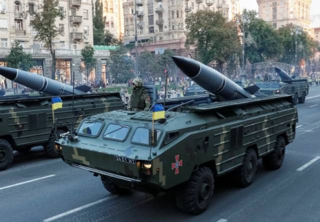 우크라이나 군이 보유하고 있는 토치가-U 전술 탄도미사일. 사진 제공=폴란드 육군
