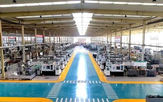 산둥(山東)룬퉁(潤通)기어그룹의 스마트화 생산 작업장. 신화통신