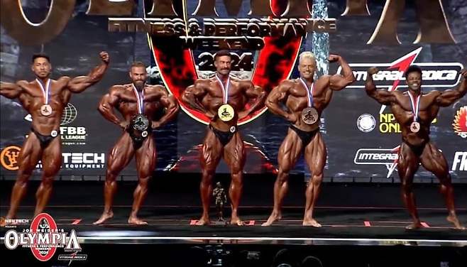 1000005416.jpg 올림피아 클래식 피지크 goat 크리스 범스테드 은퇴