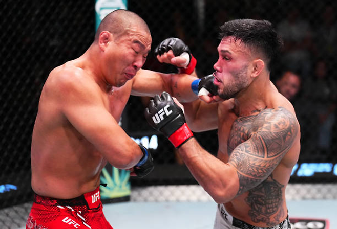 박준용은 타바레스에 판정승을 거뒀다. 사진=TKO