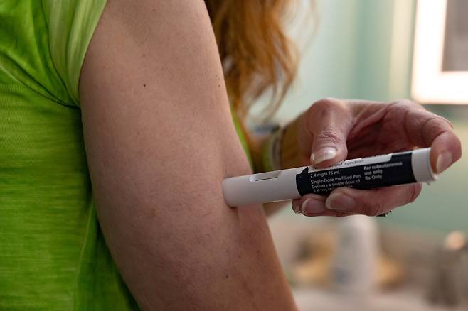 ‘꿈의 약’이라 불리는 글루카곤 유사 펩타이드-1(GLP-1) 계열 당뇨병·비만치료제가 내시경이나 수술 중 위 마비, 장 마비를 일으킬 수 있다는 연구 결과가 속속 나오고 있다./REUTERS, Hannah Beier