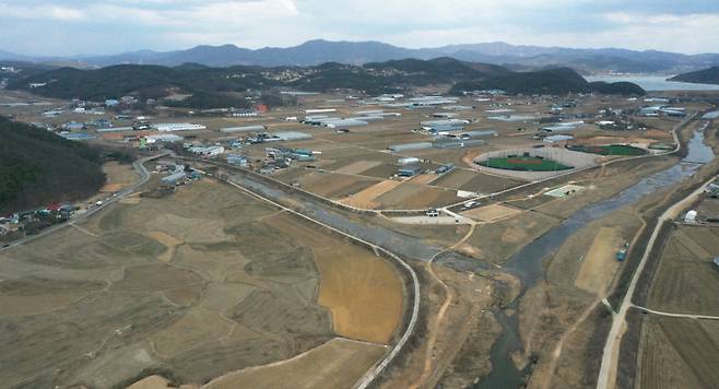 경기도 용인시 처인구·남사읍에 여의도 면적의 2.4배에 달하는 반도체 국가산업단지를 조성한다. 사진은 예정부지 모습 [뉴시스]