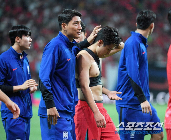 2026 북중미 월드컵 3차 예선 대한민국과 팔레스타인의 경기가 5일 서울월드컵경기장에서 열렸다. 0대0 무승부를 기록한 대한민국 선수들이 아쉬워하고 있다.상암=박재만 기자 pjm@sportschosun.com/2024.09.04/