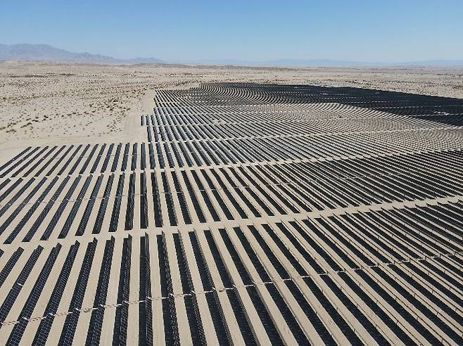 Hanwha Q Cells' solar power complex in San Diego, California [HANWHA Q CELLS]