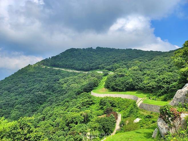 충청남도 예산 백제부흥군길 3코스/사진-산림청