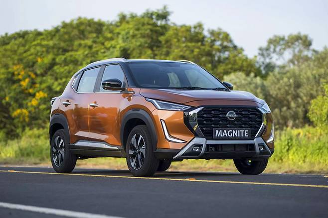 닛산 신형 매그나이트