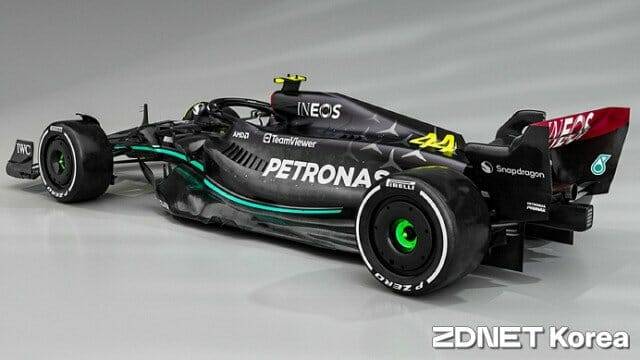 퀄컴은 지난 해 메르세데스-AMG 페트로나스 F1 팀과 다년간 후원 계약을 체결했다. (사진=지디넷코리아)