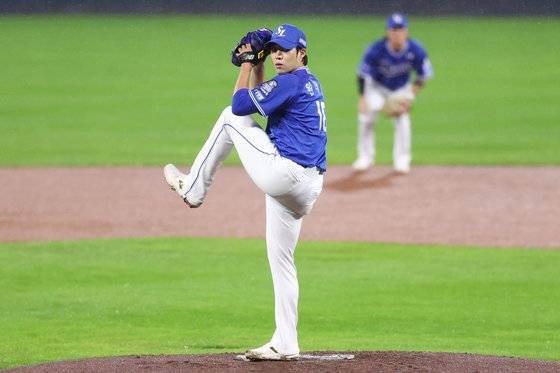 21일 광주 기아챔피언스필드에서 열린 한국시리즈 1차전에서 5이닝 무실점한 삼성 원태인. 사진 삼성 라이온즈