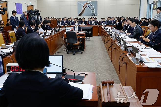 24일 서울 여의도 국회 과학기술정보방송통신위원회에서 열린 방송통신위원회 및 소관 감사대상기관 전체 종합 국정감사. 2024.10.24/뉴스1 ⓒ News1 안은나 기자