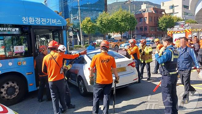 사고 현장(부산소방본부 제공). 2024.10.26