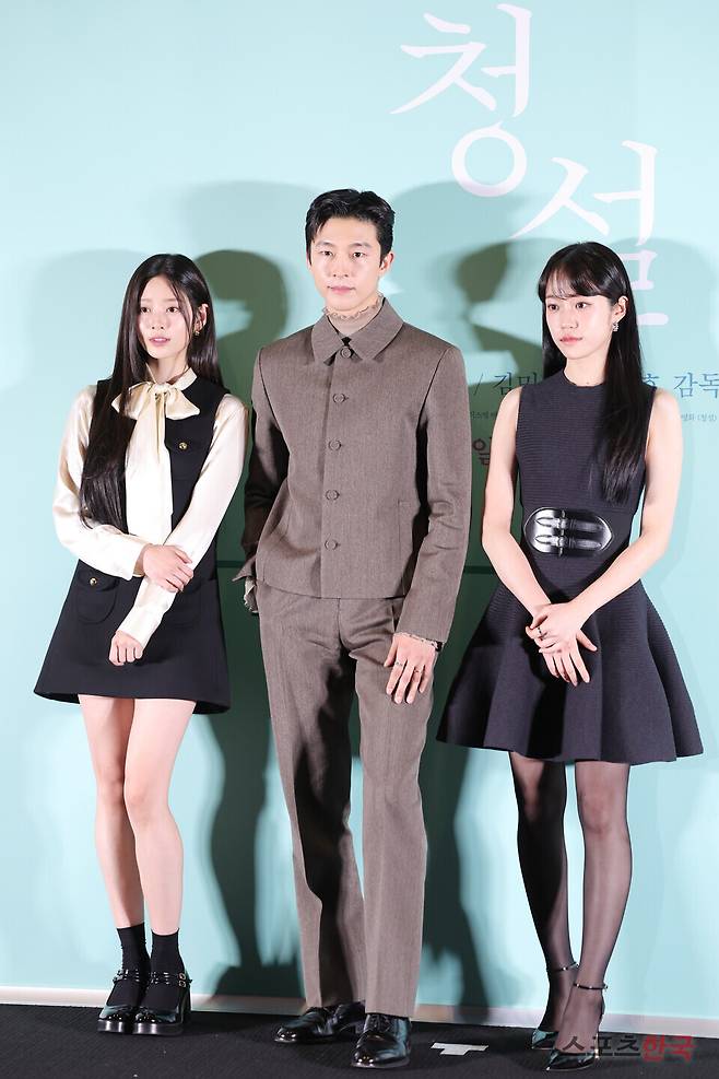 영화 '청설' 언론시사회에 참석한 배우 김민주,홍경, 노윤서. 2024.10.28. ⓒ이혜영 기자 lhy@hankooki.com