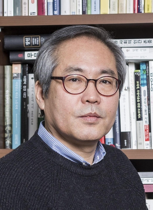 김철홍 인천대 교수. [사진 출처 = 김철홍 인천대 교수 및 연합뉴스]