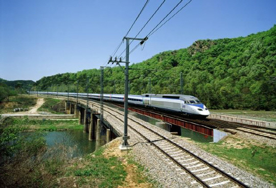 KTX. [한국철도공사 제공]