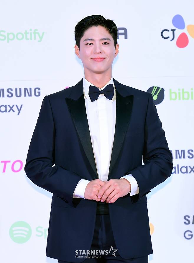 배우 박보검이 29일 오후 일본 도쿄돔에서 열린 '2023 MAMA AWARDS'(마마 어워즈) 레드카펫 행사에 참석해 포즈를 취하고 있다. / 사진제공 = 엠넷 /사진=김창현