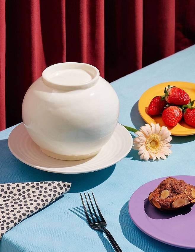 인스타그램 @unahausofficial