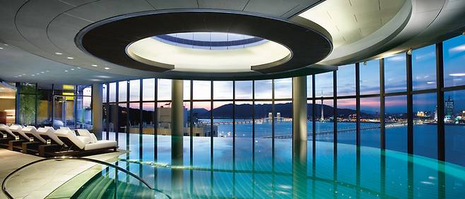 알티라 마카오 수영장 / 사진=알티라 마카오