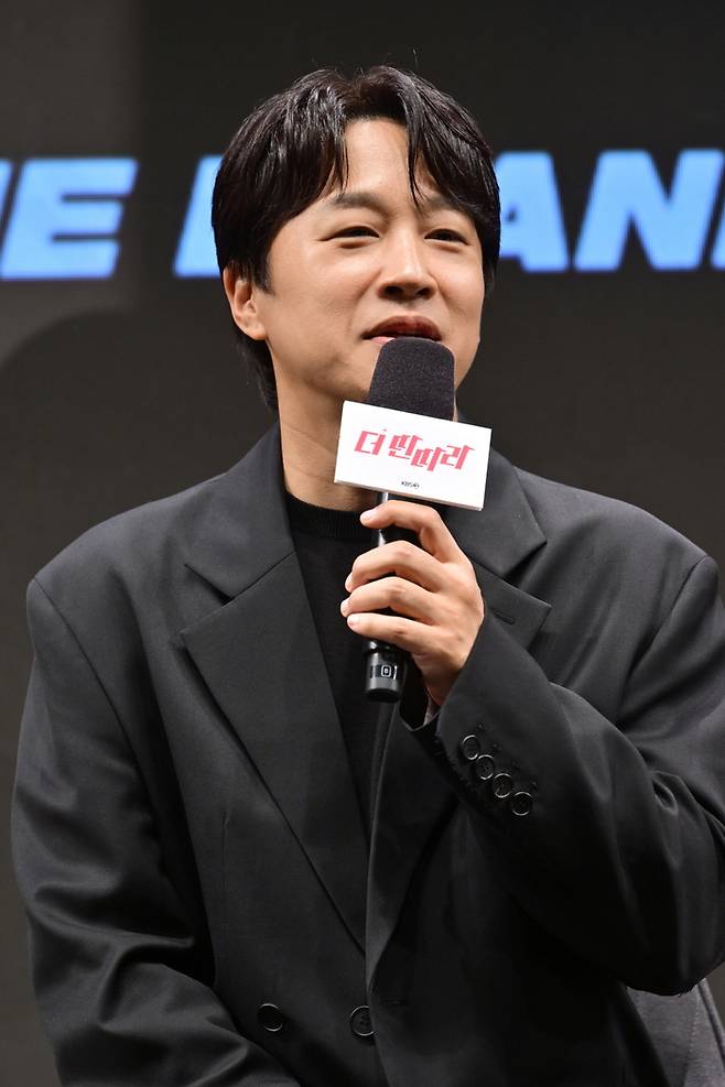 배우 차태현이 31일 오후 서울 여의도 KBS 아트홀에서 열린 KBS2 새 예능 ‘더 딴따라’ 제작발표회에 참석해 발언하고 있다. 사진 KBS