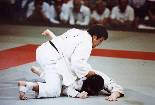 1984년 LA올림픽 유도 95kg 이하급에서 한국 유도 사상 처음으로 금메달을 획득한 하영주 영웅 ⓒ대한체육회