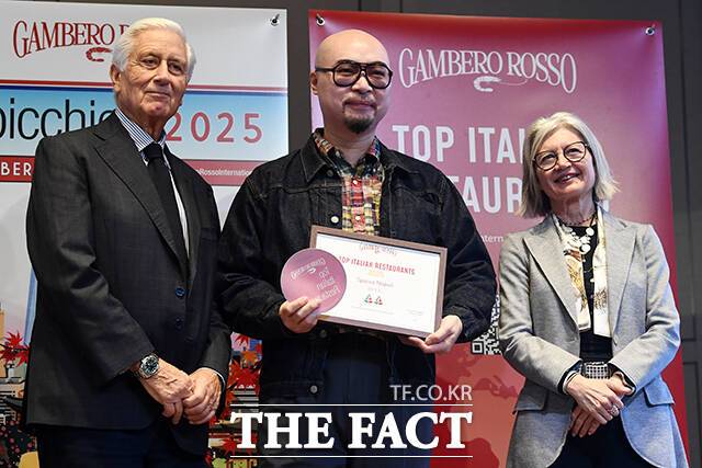 피자2개에 선정된 '스파카 나폴리'