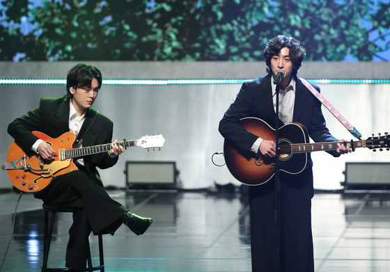 Rock band Jannabi performs during the Korea Popular Culture and Arts Awards at the National Theater's Haeoreum Grand Theater in Jung District, central Seoul, on Thursday evening. [NEWS1]