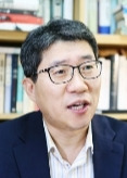 채진원 경희대 공공거버넌스연구소 교수