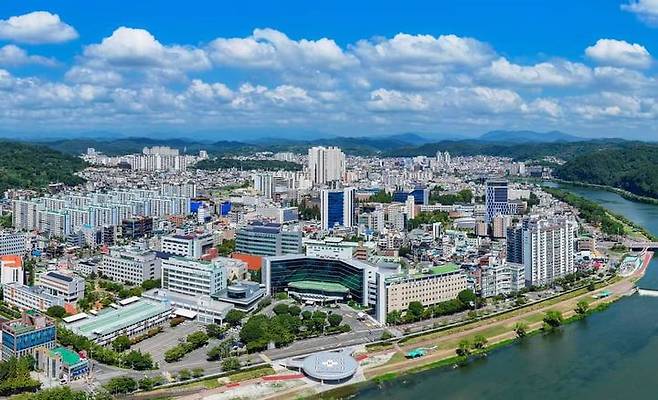 [진주=뉴시스]경상국립대학교병원 전경.(사진=뉴시스 DB).photo@newsis.com *재판매 및 DB 금지