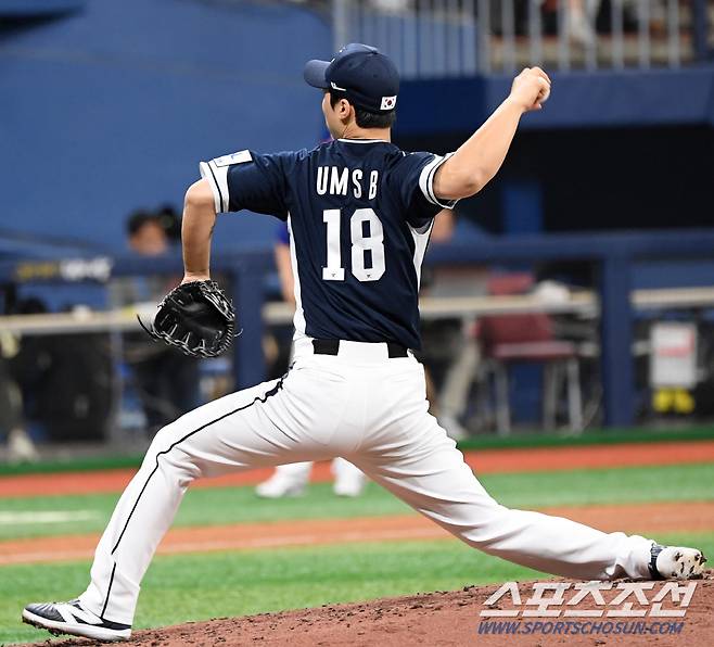 2024 WBSC 프리미어12 대한민국 야구 대표팀과 쿠바 대표팀의 평가전이 2일 서울 고척스카이돔에서 열렸다. 엄상백이 역투하고 있다. 고척=박재만 기자 pjm@sportschosun.com/2024.11.02/