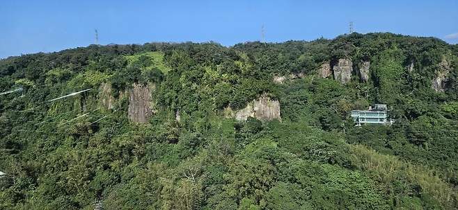 7fed8272b58369f751ee86e441837773ed131ed33ebaacb5b93a2f02a96f97ac