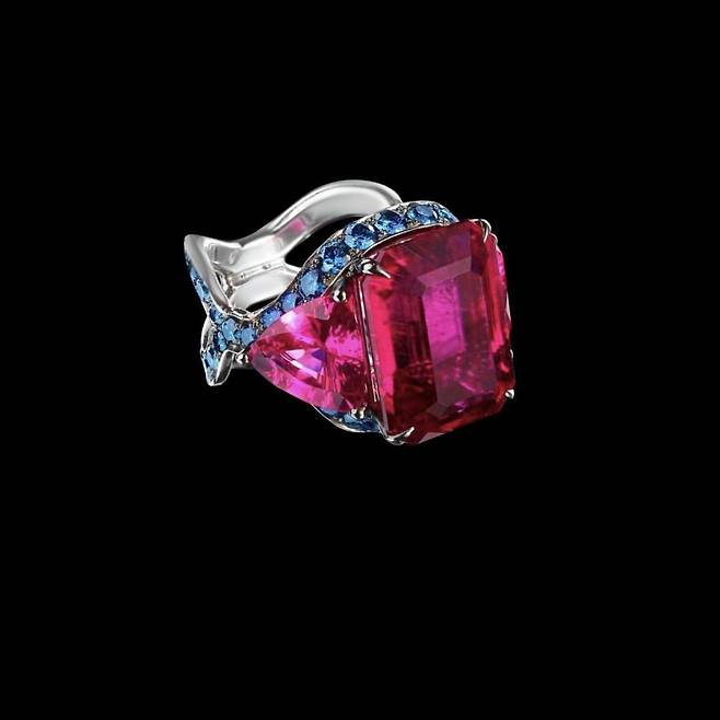 브랜드 공식 홈페이지