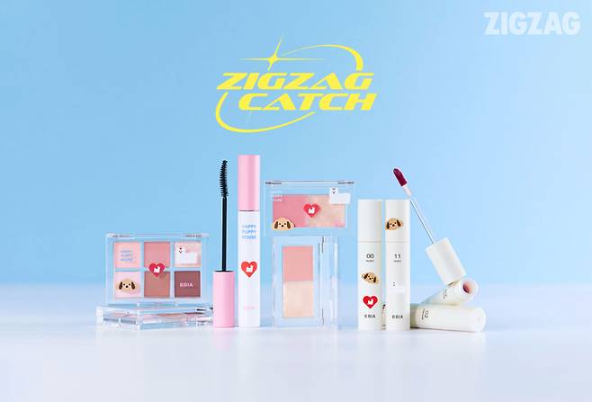 카카오스타일 '지그재그'는 한정판 콜라보레이션 상품 서비스인 '직잭캐치'를 오픈한다.