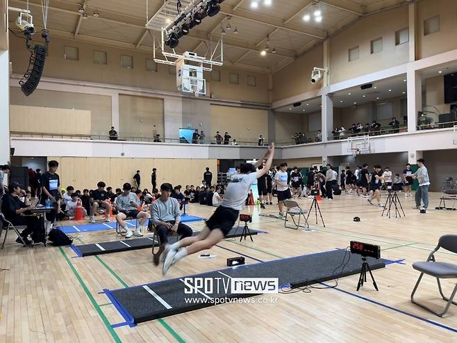 ‘서울 미래체육인재 한마당’에서 학생들이 체대입시 모의실기고사를 진행했다.