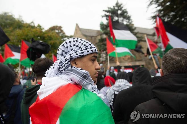 미시간 디어본에서 친팔레스타인 시위를 벌이는 무슬림 주민들 [AFP 연합뉴스 자료사진. 재판매 및 DB 금지]