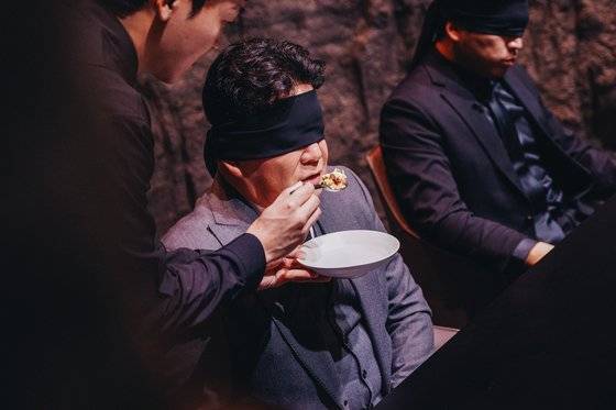 '흑백요리사'에서 가장 화제를 모은 블라인드 테스트 한 장면. [사진 넷플릭스]
