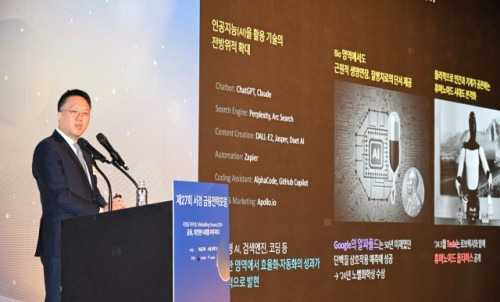 이재원 EY한영 금융사업부문 파트너가 6일 서울 중구 더플라자 호텔에서 열린 ‘제27회 서경 금융전략포럼’에서 '변혁의 시대, 한국금융의 당면 과제'를 주제로 강연하고 있다. 권욱 기자