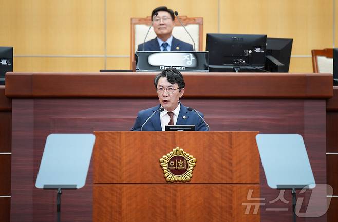 8일 정종복 전북도의원이 정례회 제1차 본회의에서 5분 발언을 하고 있다.(의회제공)2024.11.8/뉴스1