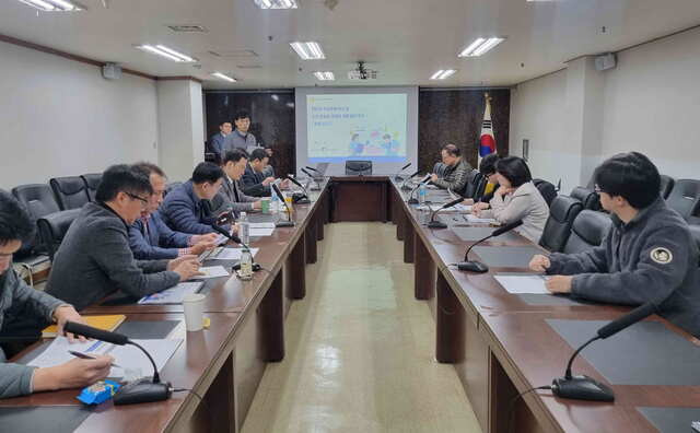 6일 서울 서초구 제2축산회관 대회의실에서 ‘한돈과 수입 돈육 비교 및 국산 삼겹살 경쟁력 강화 방안 연구보고회’가 진행되고 있다. 한돈자조금관리위원회