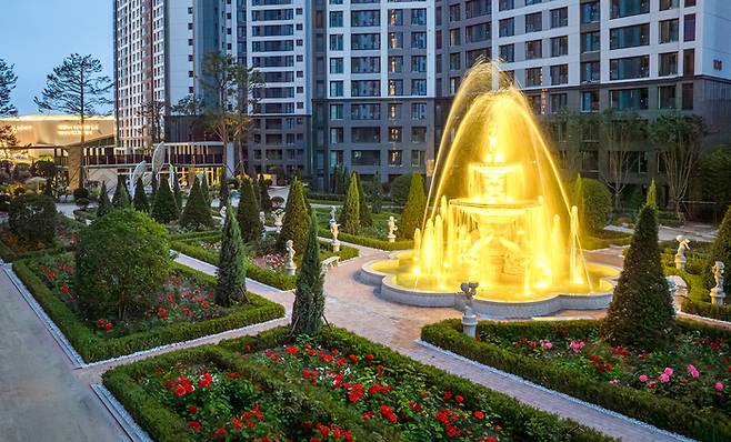 왕길역 로열파크 푸르지오 장미정원 [사진 = DK아시아]