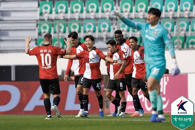 부산 선제골 넣은 손휘 [한국프로축구연맹 제공. 재판매 및 DB 금지]